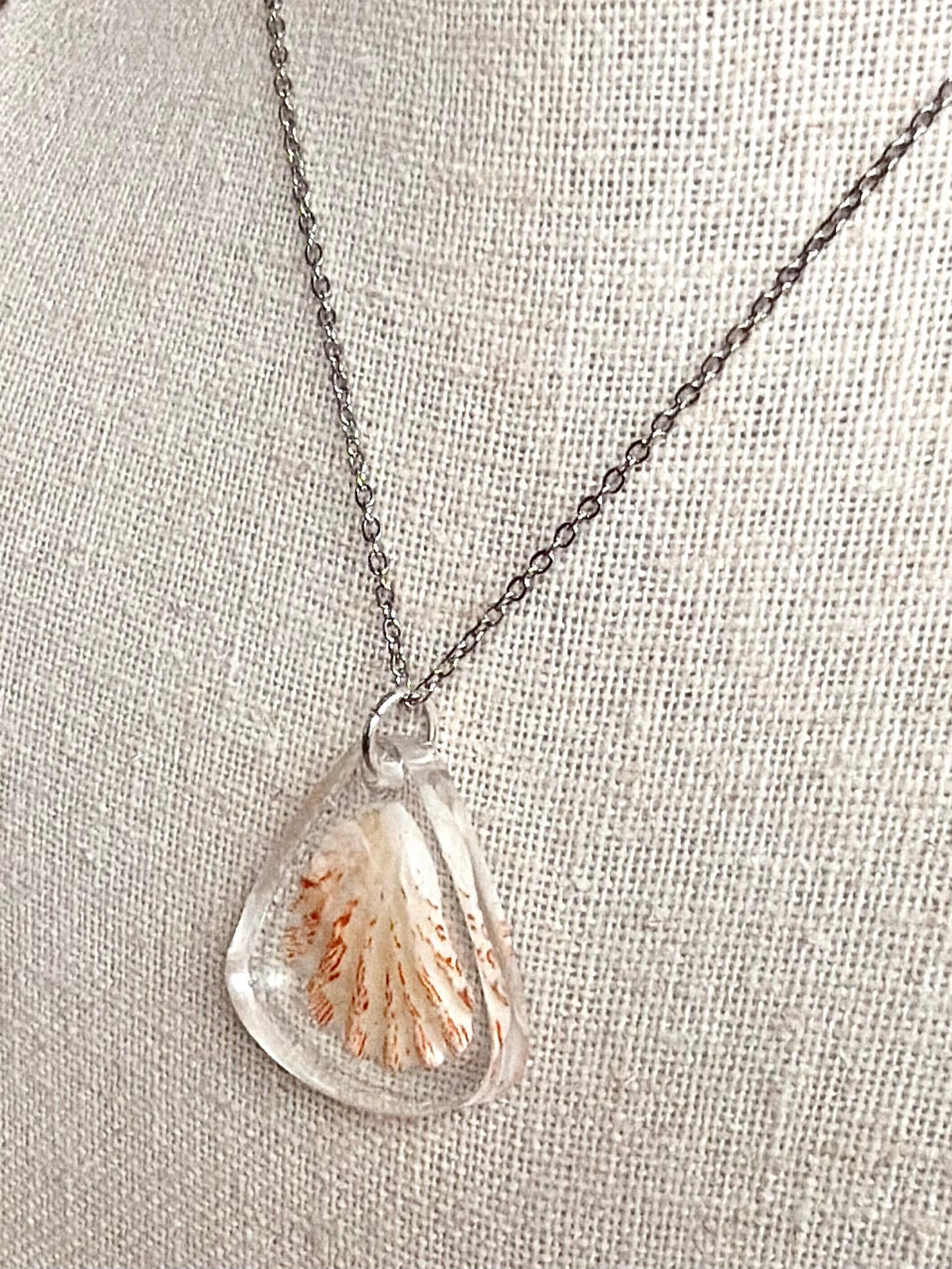 Kitten's Paw Resin Necklace