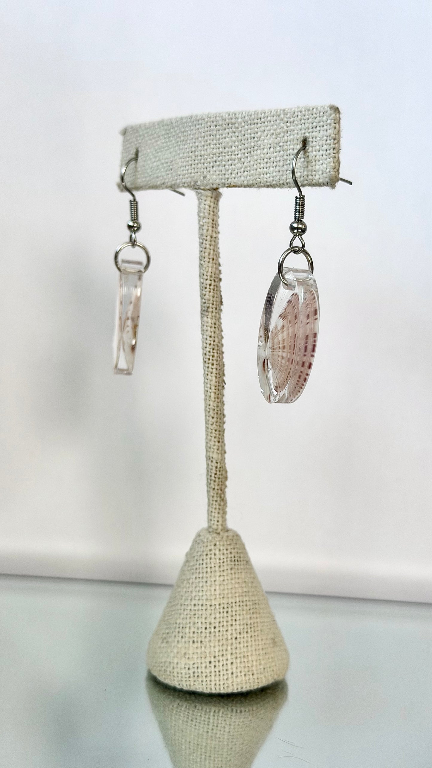 Sunray Venus Resin Earring